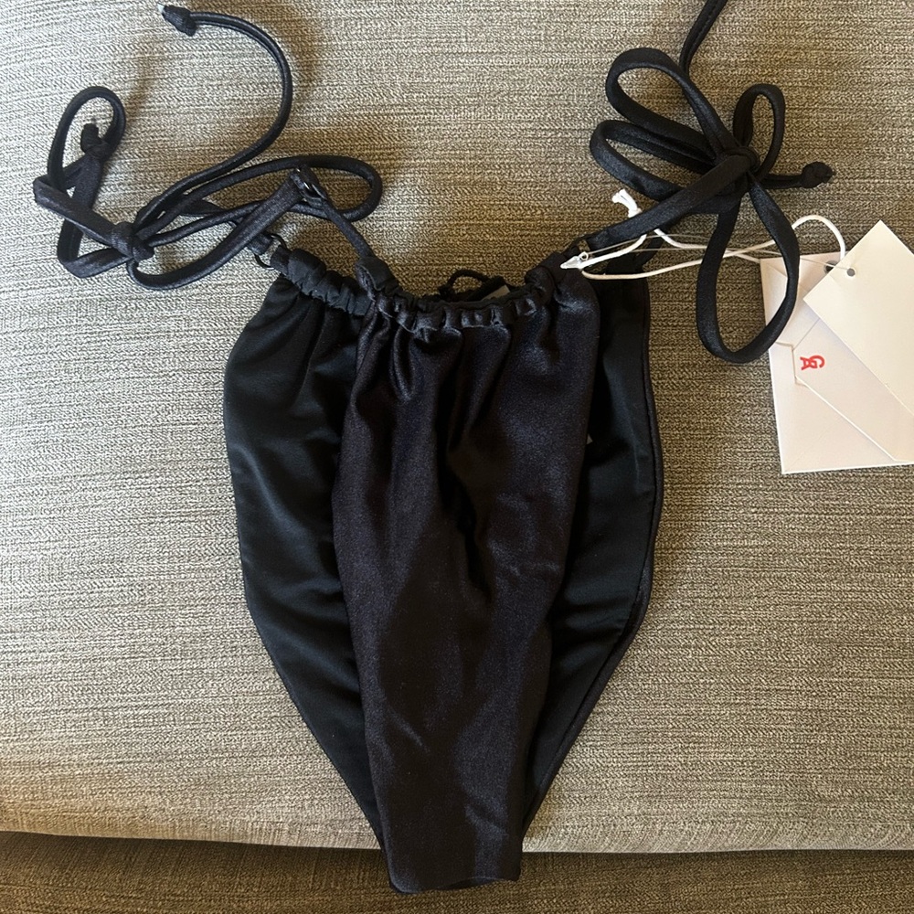 Good America. Black Bikini Bottom with Adjustable Ties. Size 0
